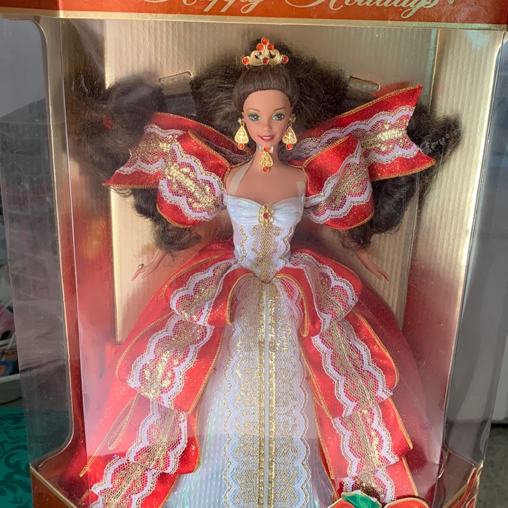 Lovely brunette Mattel Barbie. Vintage special edition holiday.